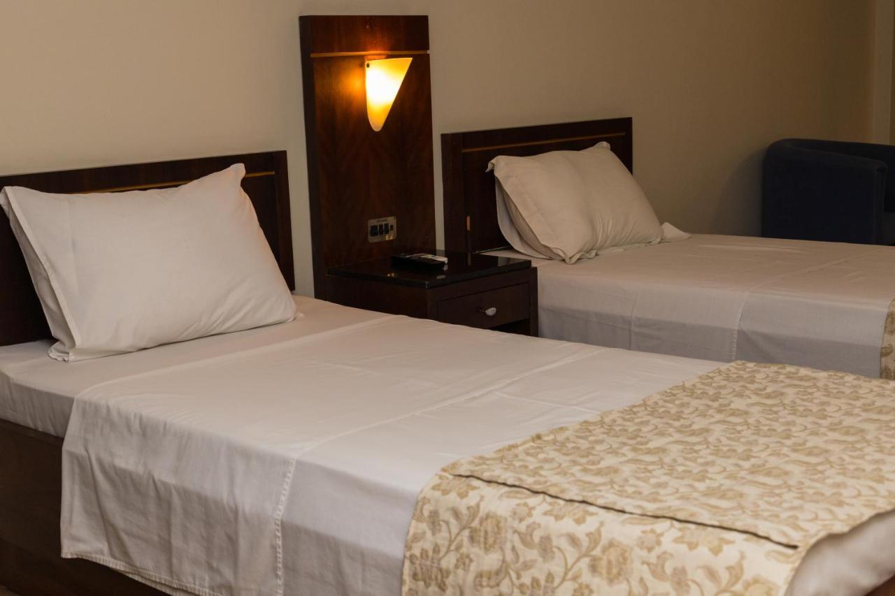 Elo Hotels Express مارينجا المظهر الخارجي الصورة